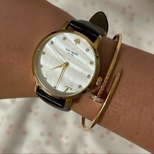 Pre-owned KATE SPADE ♠️ watch - letter T